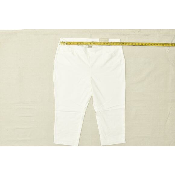 NEW Chico's So Slimming Brigitte Slim Leg Crop Pants Size 18P Petite - Picture 2 of 8